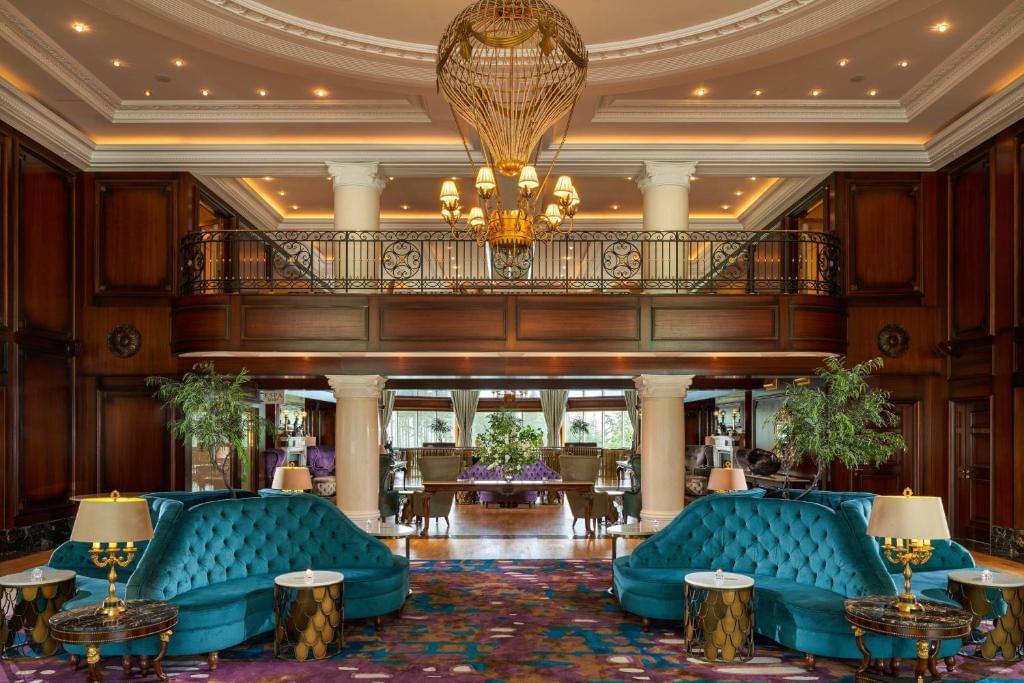 Powerscourt Casino Hotel